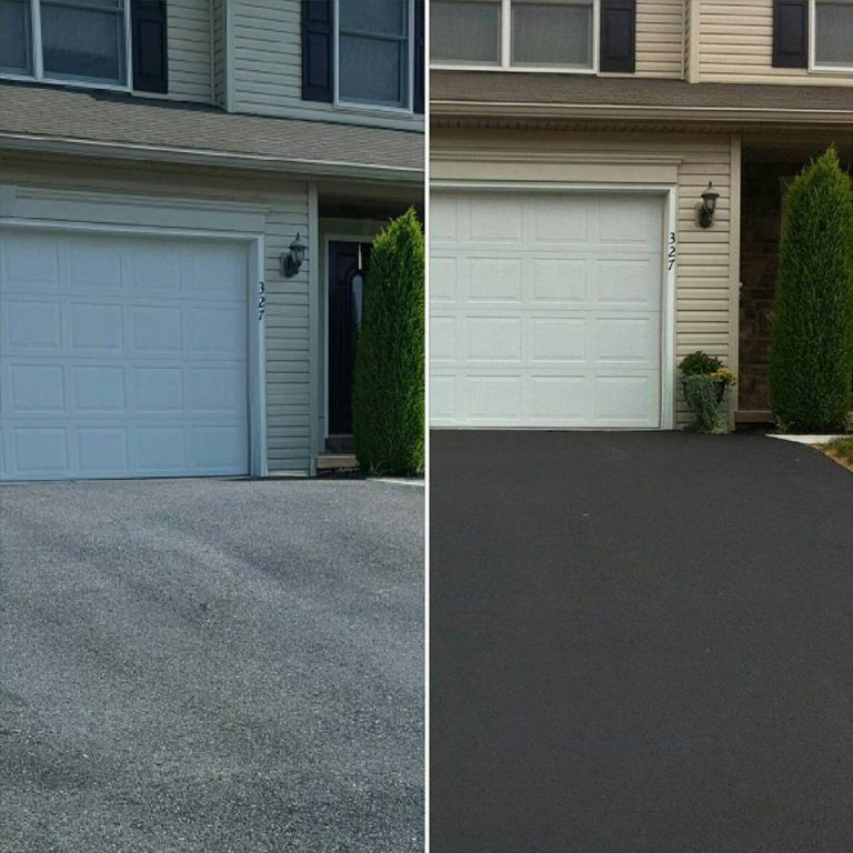 Sealcoating before and after in an Asphalt Driveway