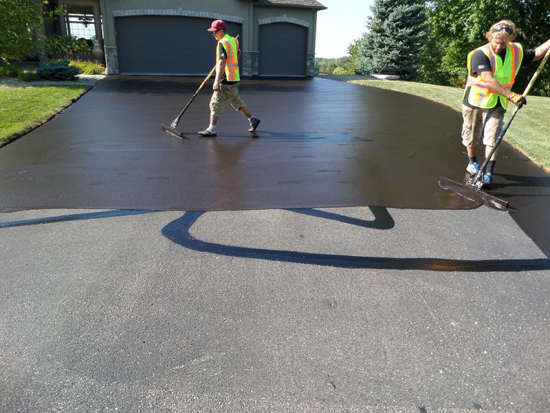 Sealcoating your driveway after 6 to 12 months